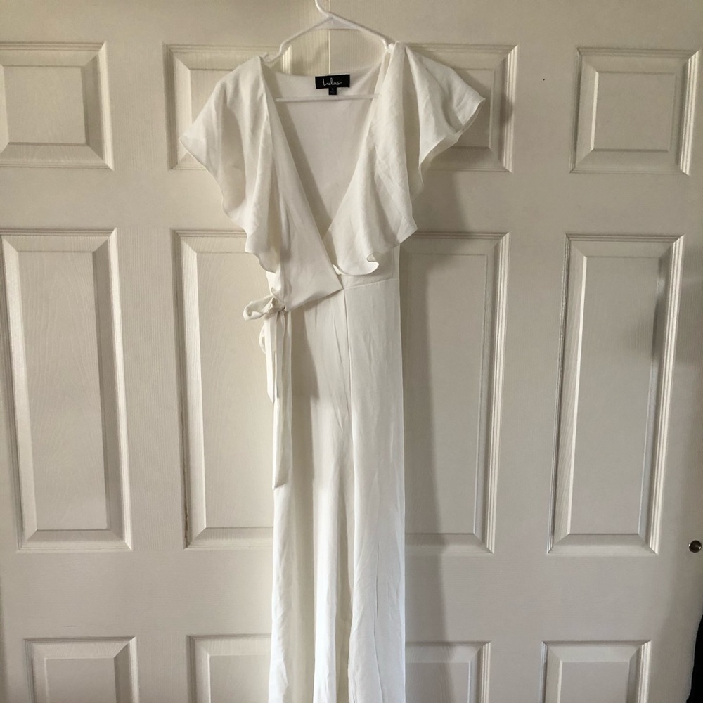 lulu’s white wedding romper